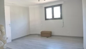 Vente appartement centre Agay séjour